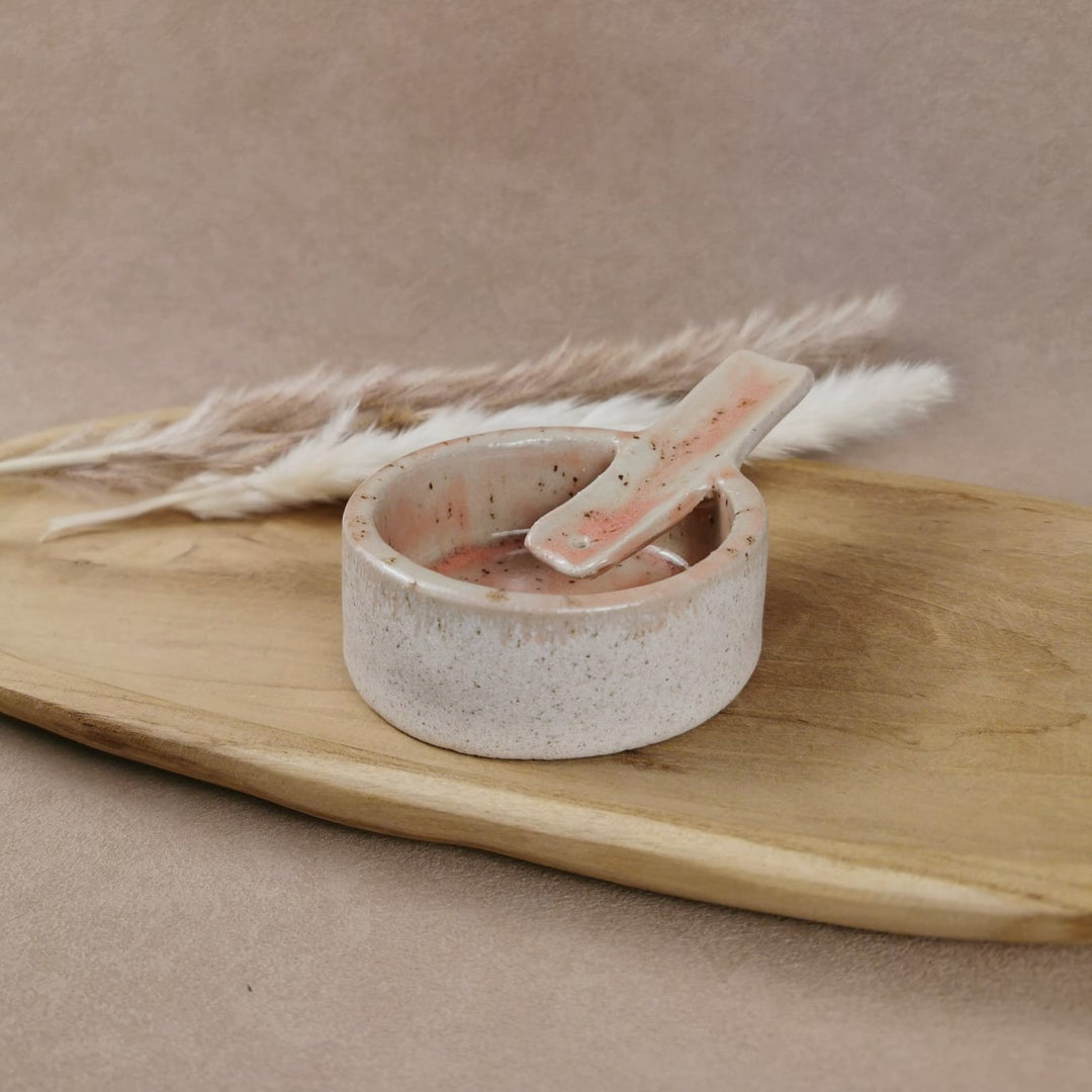 Räucherstäbchen- &amp; Palo-Santo-Halter aus Steinzeug – handgetöpfert, Rosé