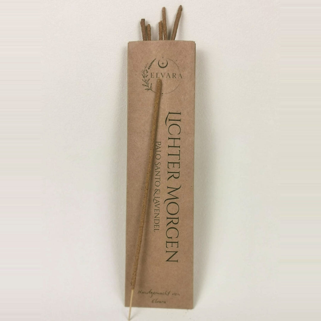 Räucherstäbchen Lichter Morgen von Elvara mit Palo Santo und Lavendel in Verpackung aus Kraftpapier
